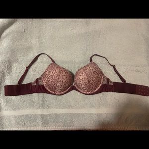 Victoria’s Secret Very Sexy Push Up Bra 32D